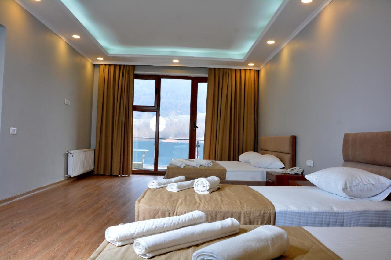 Sheki Park Hotell Exteriör bild